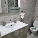 Bajo Con Terraza Y Piscina Daire *