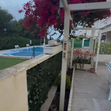 דירה Bajo Con Terraza Y Piscina טורבייחה