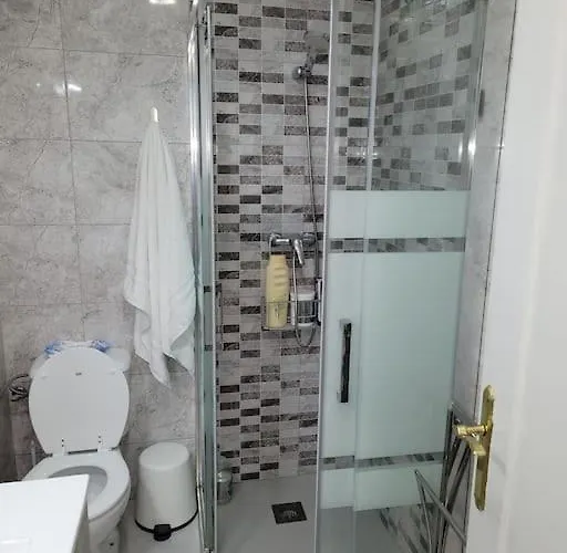 Bajo Con Terraza Y Piscina