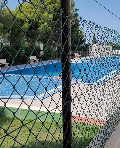 Bajo Con Terraza Y Piscina * טורבייחה