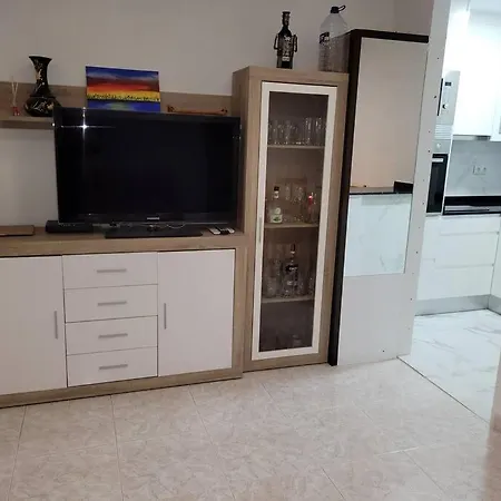 Bajo Con Terraza Y Piscina