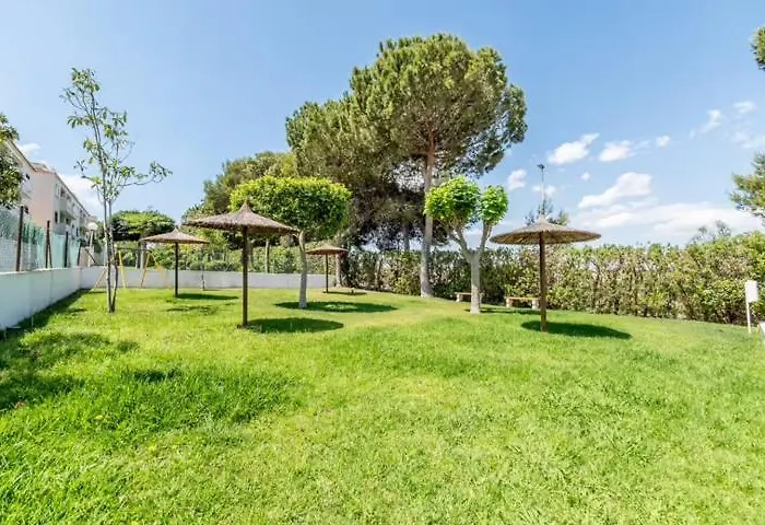 Bajo Con Terraza Y Piscina